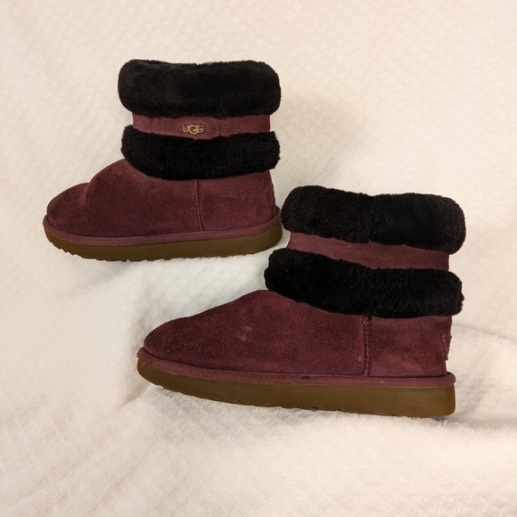 Ugg Women's Mini Fluff Shearling Belted Booties Burgundy Black Trim - Picture 3 of 16